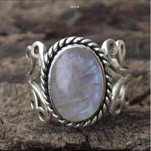 Beautiful sterling silver moon ring